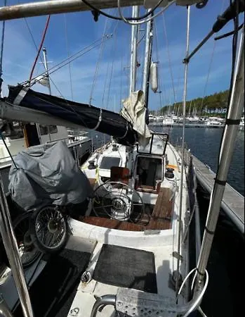 Bateau Watson Accueillant & Chaleureux * Ouistreham